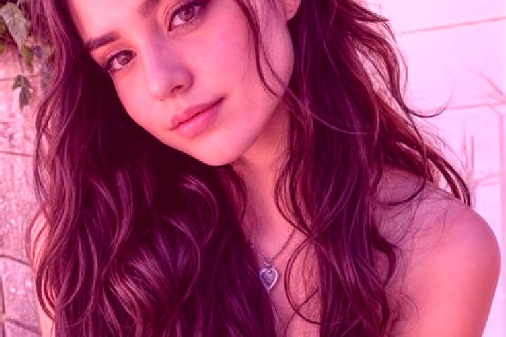 Nora, 25, a auburn hazel-eyed caribbean companion based in Ponce. Offering Massage, Prostate Massage, OWO, Girlfriend Experience. Available for incall and ou...
