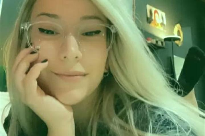 Nora, 25, a blonde amber-eyed indian companion based in Pohja-Tallinn. Offering Massage, Erotic Massage, Striptease. Available for incall and outcall, overni...