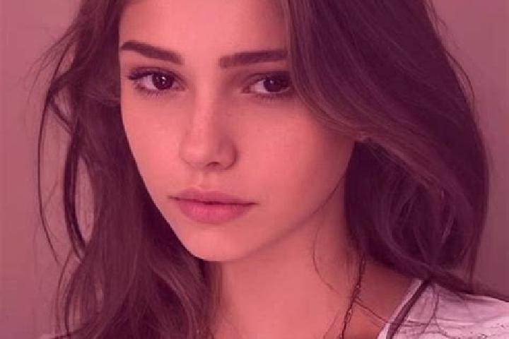 Nora, 25, a chestnut grey-eyed slavic companion based in Ystradgynlais. Offering Domination, Deep French Kissing, Tantra. Available for incall and outcall, d...