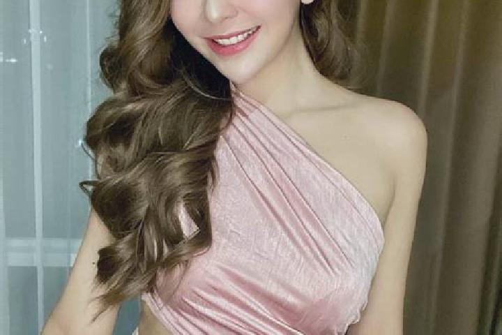 Nora, 25 — Escort in Kuala Bintang, Indonesia
