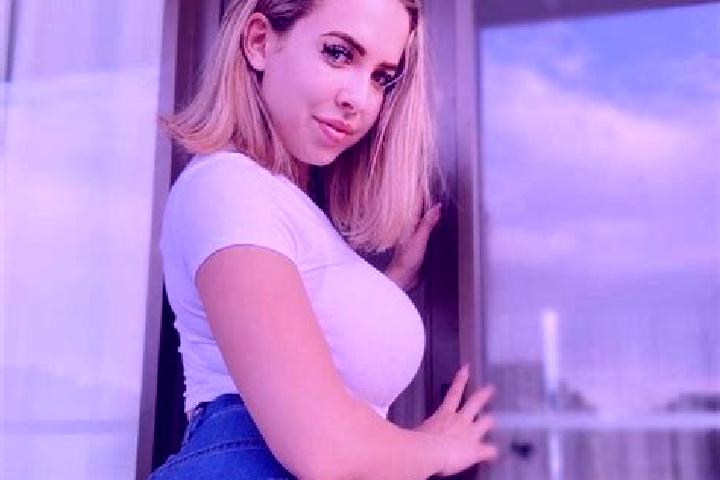 Nora, 26, a blonde amber-eyed ebony companion based in DeWitt. Offering Overnight, Duos, Couples, Travel Companion. Available for incall and outcall, day and...