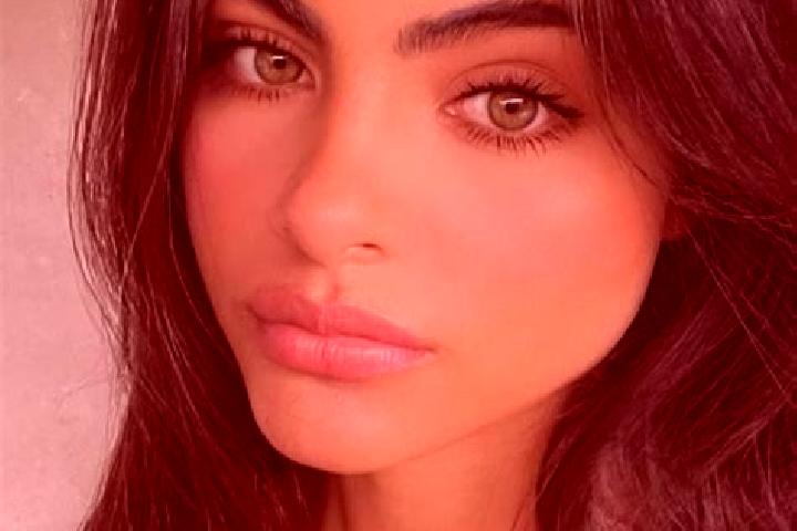 Nora, 26, a brunette dark-eyed middle eastern companion based in Xishan. Offering Tantra, OWO, Fetish. Available for incall and outcall, day and evening dates.