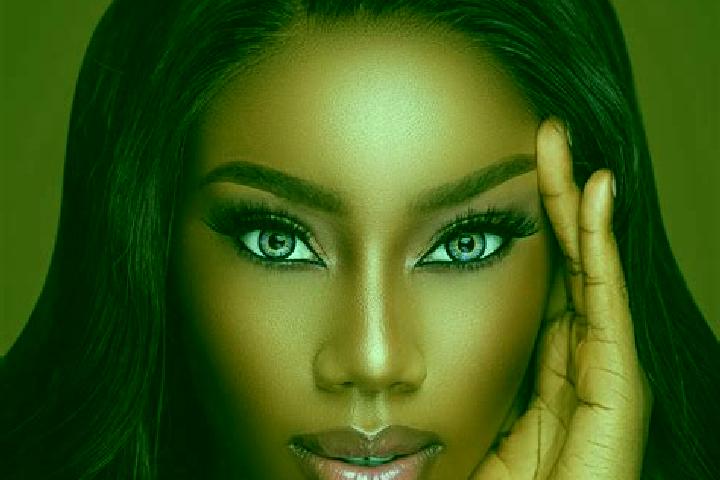 Nora, 26, a chestnut blue-eyed ebony companion based in Forest. Offering Dinner Date, Striptease, Fetish. Available for incall and outcall, overnight booking...