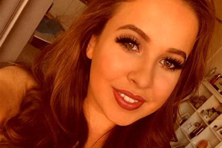Nora, 26, a dark blonde amber-eyed slavic companion based in Assamstadt. Offering A-Level, Tantra, Domination, Erotic Massage. Available for incall and outca...