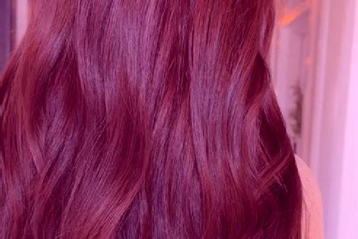 Nora, 26, a red brown-eyed mediterranean companion based in Marsova-Rasov. Offering Tantra, GFE, CIM. Available for incall and outcall, day and evening dates.