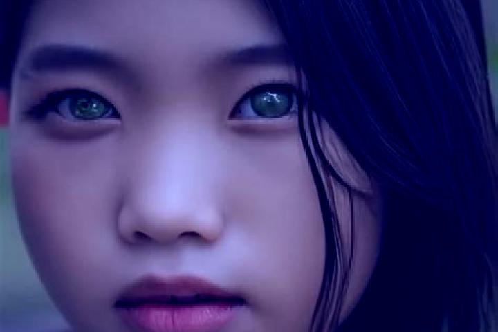 Nora, 26, a red green-eyed asian companion based in Great Kimble. Offering Party Girl, OWO, CIM, Duos. Available for incall and outcall, day and evening dates.