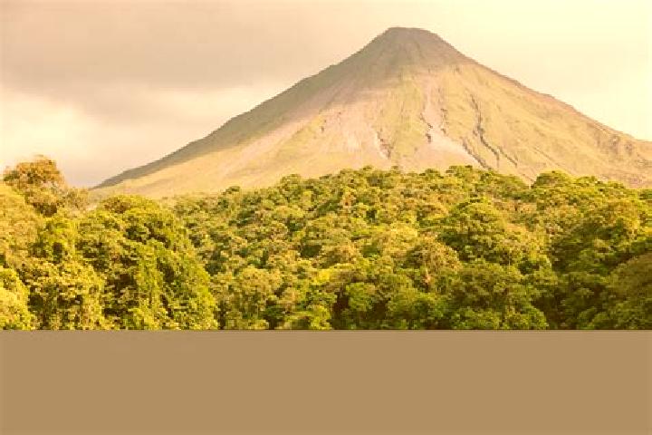 Nora, 26 — Escort in Arenal, Mexico