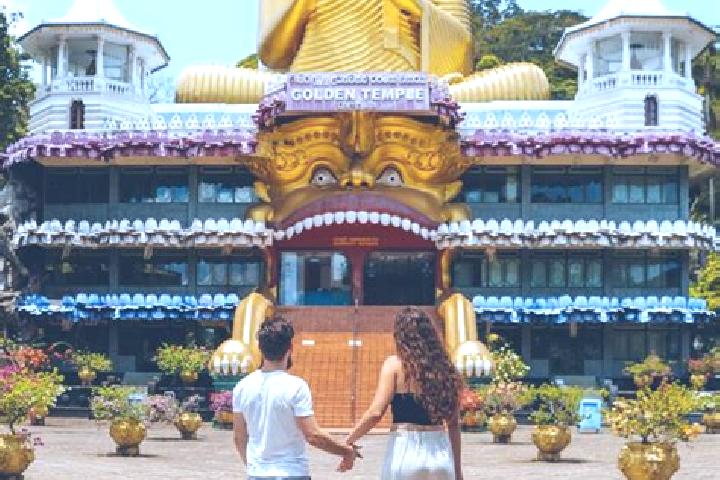 Nora, 26 — Escort in Dambulla, Sri Lanka