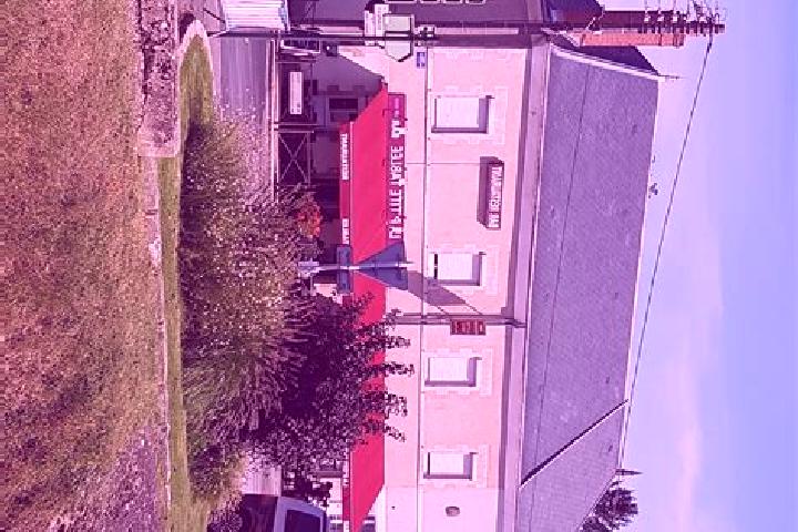 Nora, 26 — Escort in Fay-aux-Loges, France