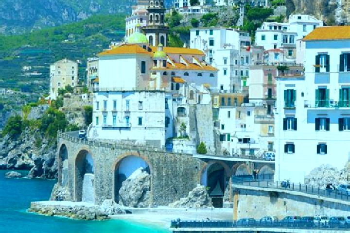 Nora, 26 — Escort in Giampilieri, Italy
