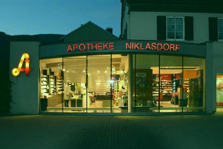 Nora, 26 — Escort in Niklasdorf, Austria