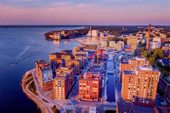 Nora, 26 — Escort in Tampella, Finland