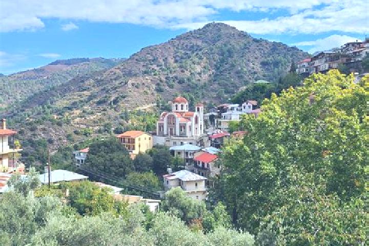 Nora, 26 — Escort in Troodos, Cyprus