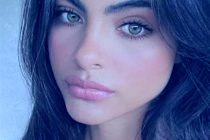Nora, 27, a black hazel-eyed mediterranean companion based in Pierreville. Offering Travel Companion, OWO, A-Level, Girlfriend Experience, Prostate Massage. ...