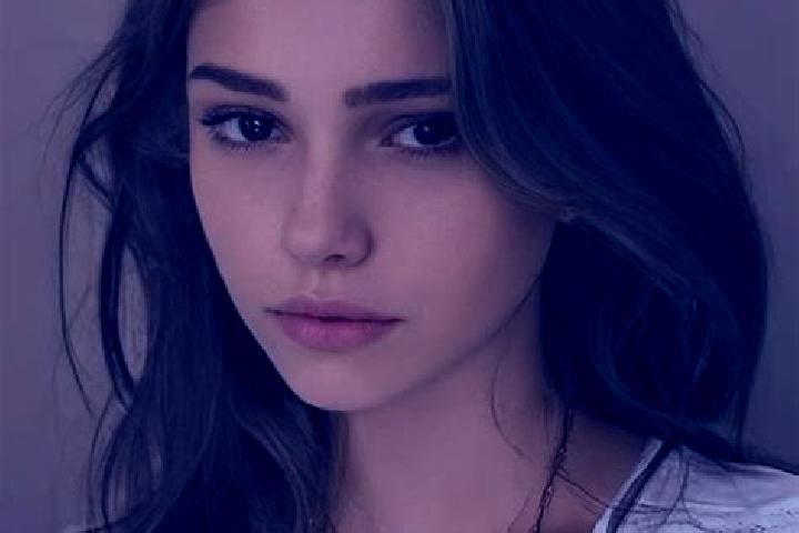 Nora, 27, a chestnut hazel-eyed slavic companion based in Nexo. Offering Fetish, Massage. Available for incall and outcall, overnight bookings available.