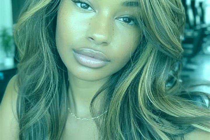 Nora, 27, a dark blonde brown-eyed middle eastern companion based in Souziqiu. Offering Couples, Girlfriend Experience, Striptease, Tantra. Available for inc...