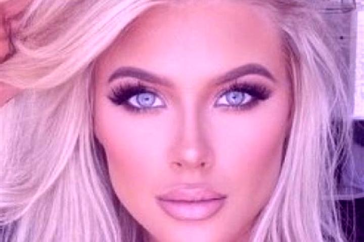 Nora, 27, a platinum blonde hazel-eyed latina companion based in North Brighton. Offering Fetish, Duos, OWO. Available for incall and outcall, day and evenin...