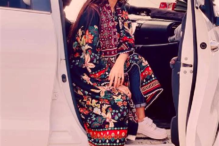 Nora, 27 — Escort in Jamshoro, Pakistan