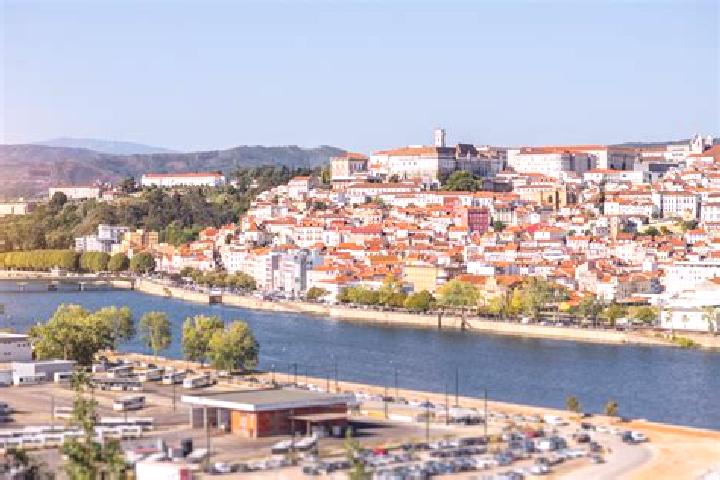 Nora, 27 — Escort in Lago, Portugal