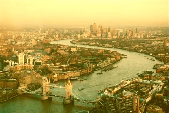 Nora, 27 — Escort in Rotherhithe, United Kingdom
