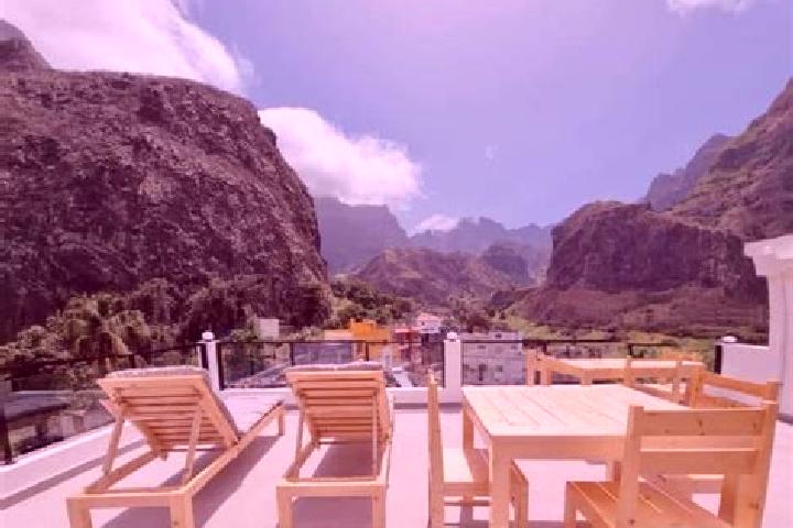 Nora, 27 — Escort in Santo Antao, Portugal