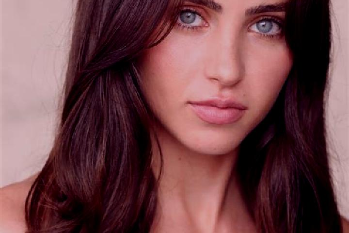 Nora, 28, a brunette brown-eyed indian companion based in Jinsheng. Offering Domination, Erotic Massage, Dinner Date, Massage, Striptease. Available for inca...