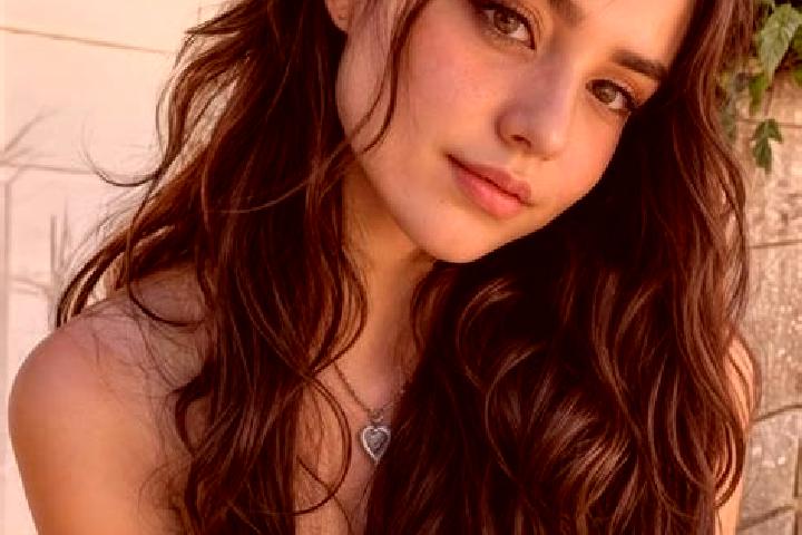 Nora, 28, a chestnut hazel-eyed caucasian companion based in Flowing Wells. Offering Girlfriend Experience, CIM, GFE, Domination. Available for incall and ou...