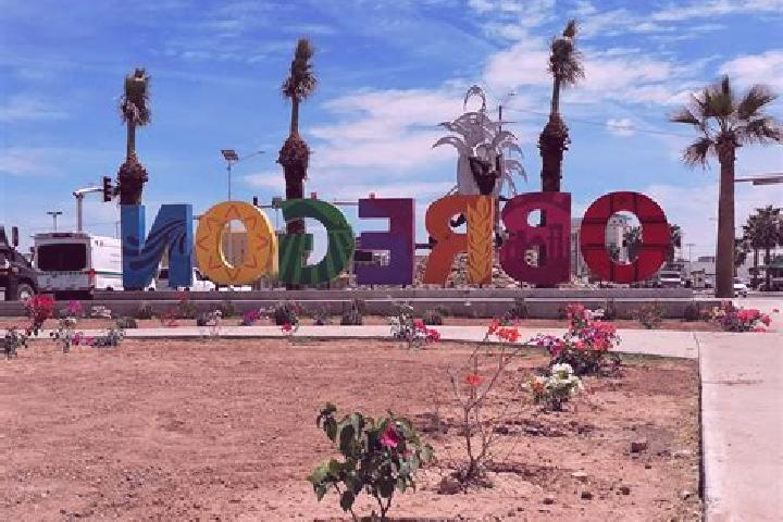 Nora, 28 — Escort in Canadas de Obregon, Mexico