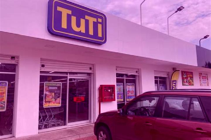 Nora, 28 — Escort in La Puntilla, Ecuador