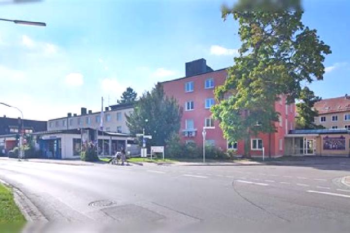 Nora, 28 — Escort in Neuendettelsau, Germany