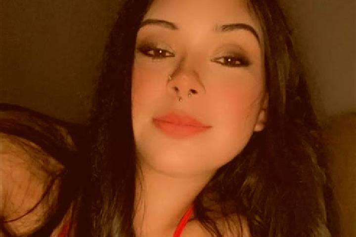 Nora, 28 — Escort in Rochy-Conde, France