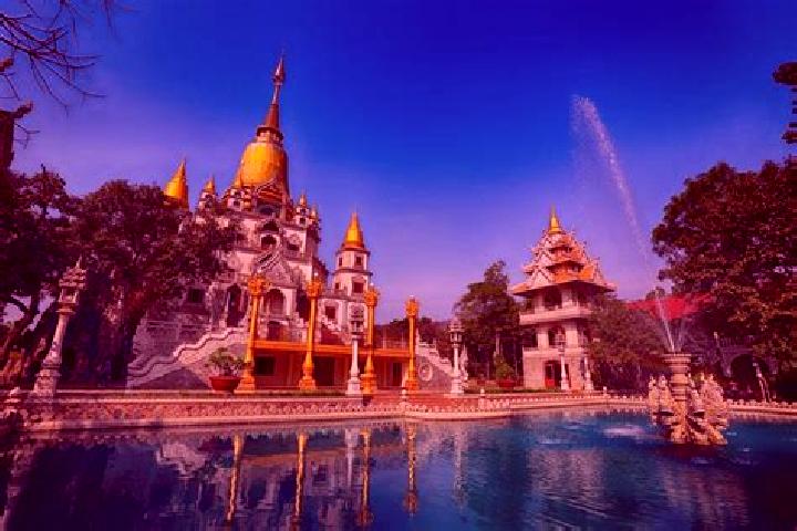 Nora, 28 — Escort in Thi Tran Phuoc Buu, Vietnam