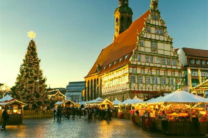 Nora, 28 — Escort in Wattenheim, Germany