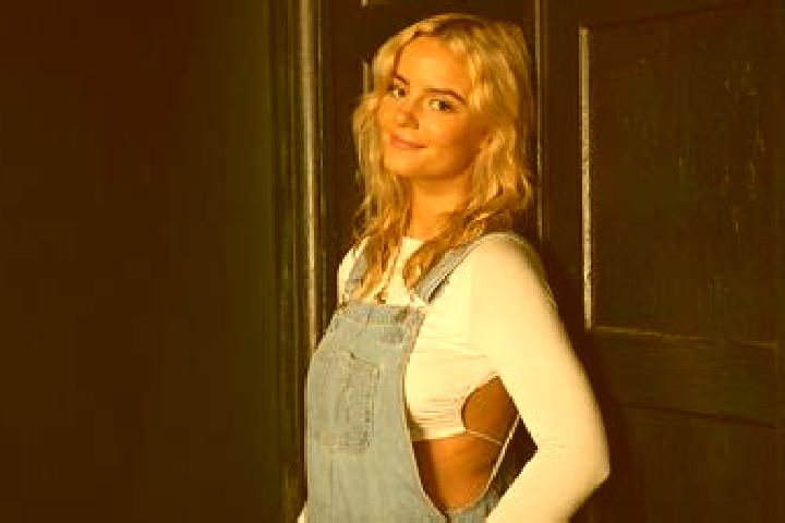 Nora, 29, a blonde amber-eyed caribbean companion based in Fort Morgan. Offering BDSM, Party Girl, Travel Companion, Erotic Massage, Striptease. Available fo...