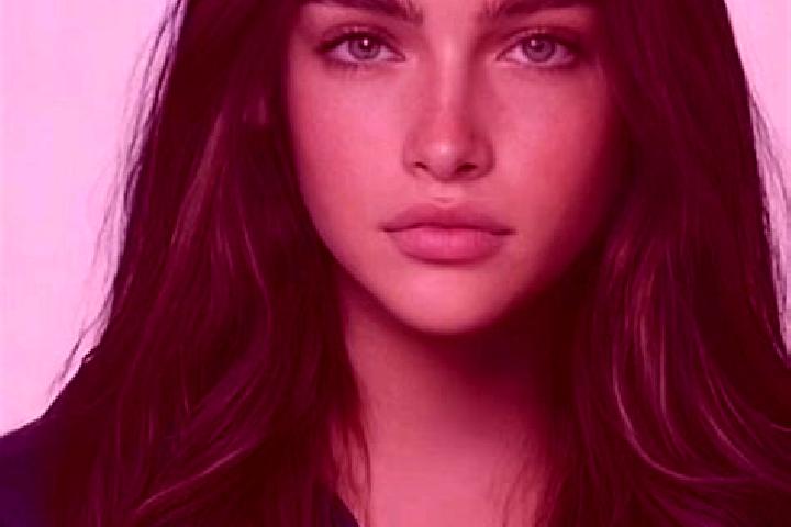Nora, 29, a brunette blue-eyed middle eastern companion based in Seren. Offering Overnight, OWO, Duos. Available for incall and outcall, day and evening dates.