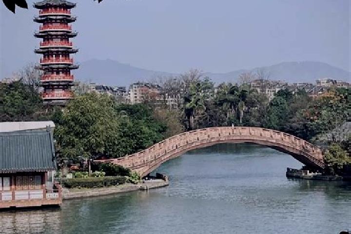Nora, 29 — Escort in Mulong, China