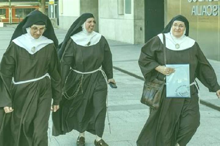 Nora, 29 — Escort in Santa Colomba de las Monjas, Spain