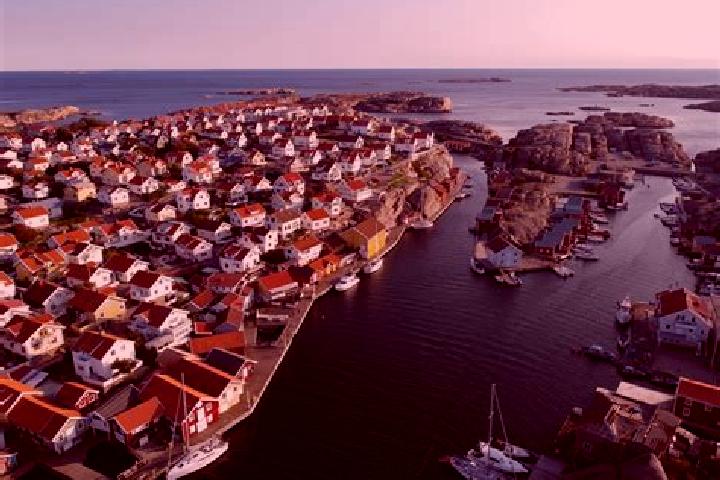 Nora, 29 — Escort in Smoegen, Sweden