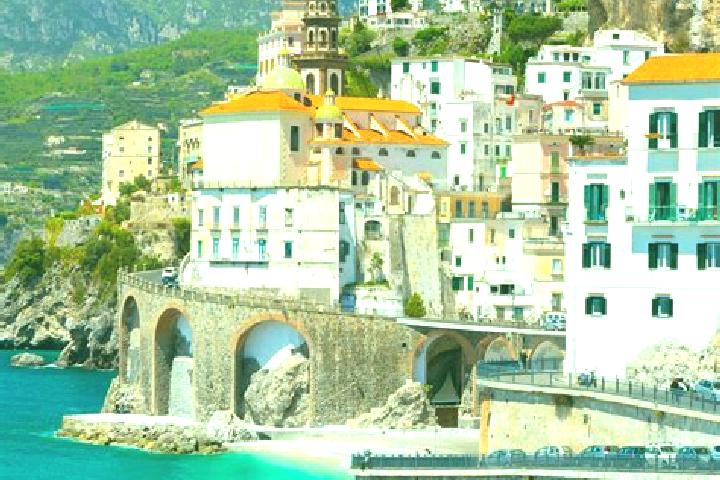 Nora, 30 — Escort in Cantinella, Italy