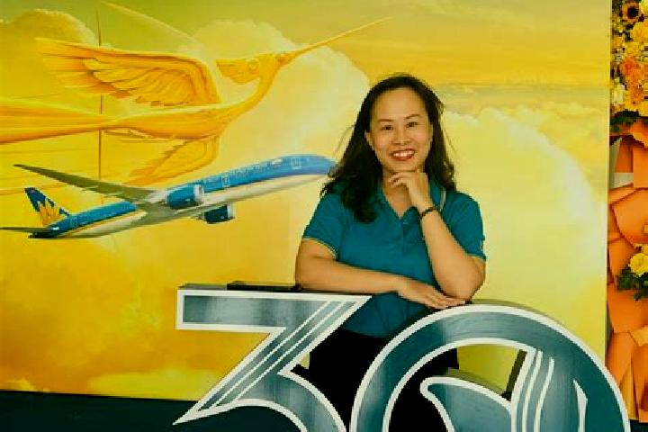 Nora, 30 — Escort in Huong Canh, Vietnam