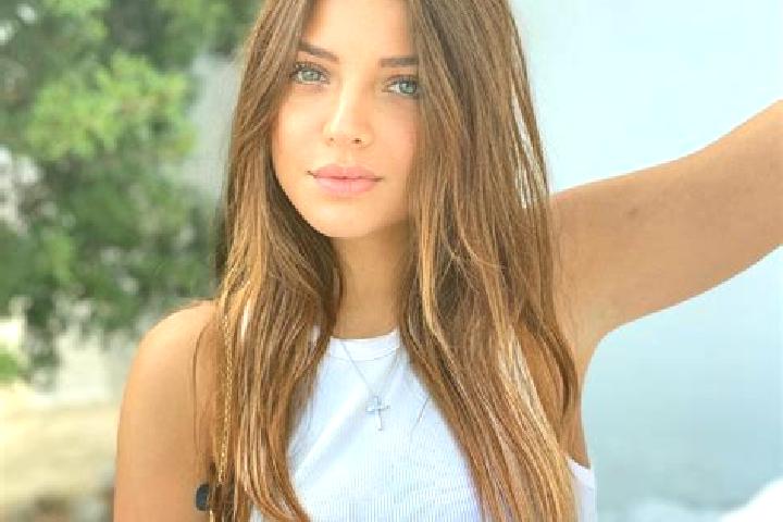 Nora, 30 — Escort in Kato Mitrousi, Greece