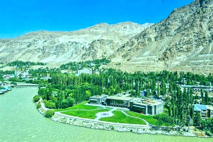 Nora, 30 — Escort in Shurobod, Tajikistan