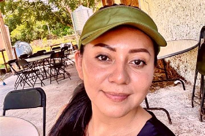 Nora, 31 — Escort in Ich-Ek, Mexico