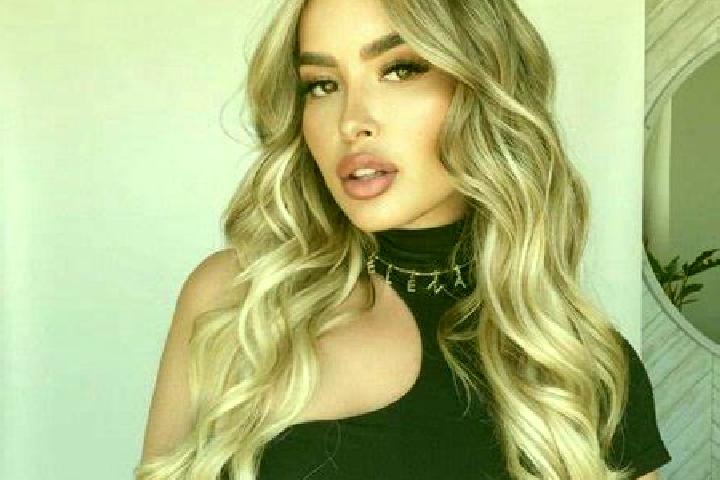 Nora, 31 — Escort in Palma Sola, Brazil