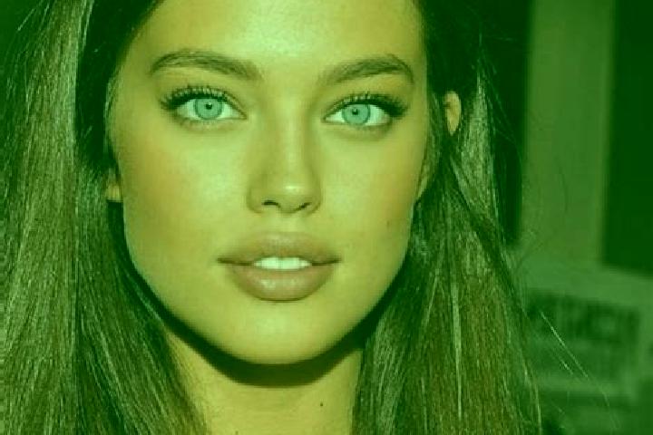 Nora, 32, a chestnut green-eyed mediterranean companion based in Cerro Silvestre. Offering GFE, Girlfriend Experience, Prostate Massage, Travel Companion. Av...