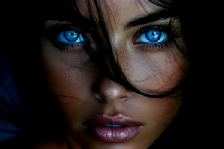 Nora, 32, a dark blonde blue-eyed middle eastern companion based in Sants. Offering CIM, GFE. Available for incall and outcall, day and evening dates.