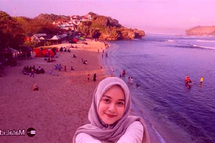 Nora, 32 — Escort in Cantuk Kidul, Indonesia