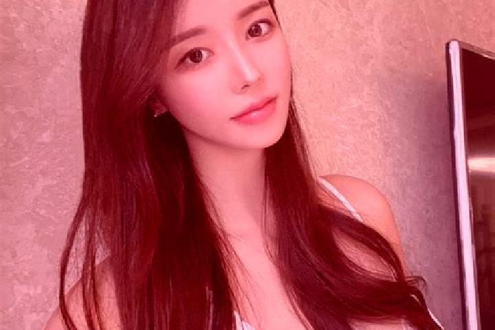 Nora, 32 — Escort in Guolemude, China