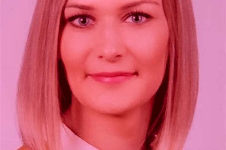 Nora, 32 — Escort in Poborszow, Poland