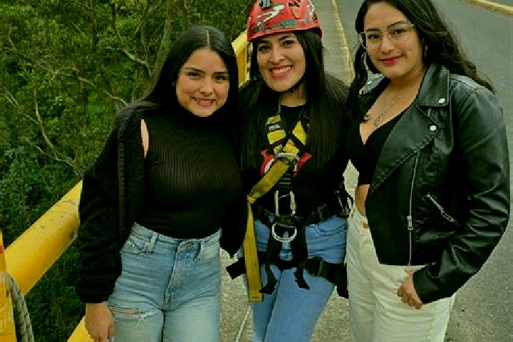 Nora, 32 — Escort in Puente de Tierra, Mexico
